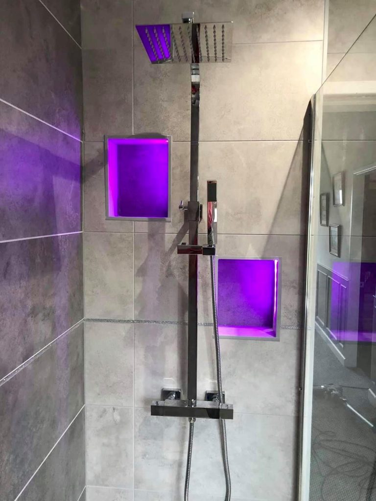 Modern bathroom lighting and installation